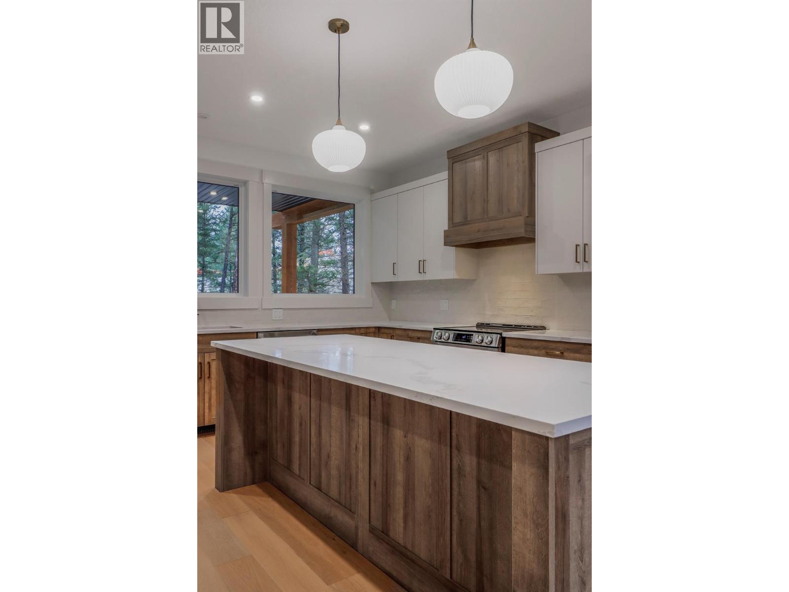 128 Shadow  Mountain Boulevard, Cranbrook, British Columbia  V1C 0C6 - Photo 12 - 10371051