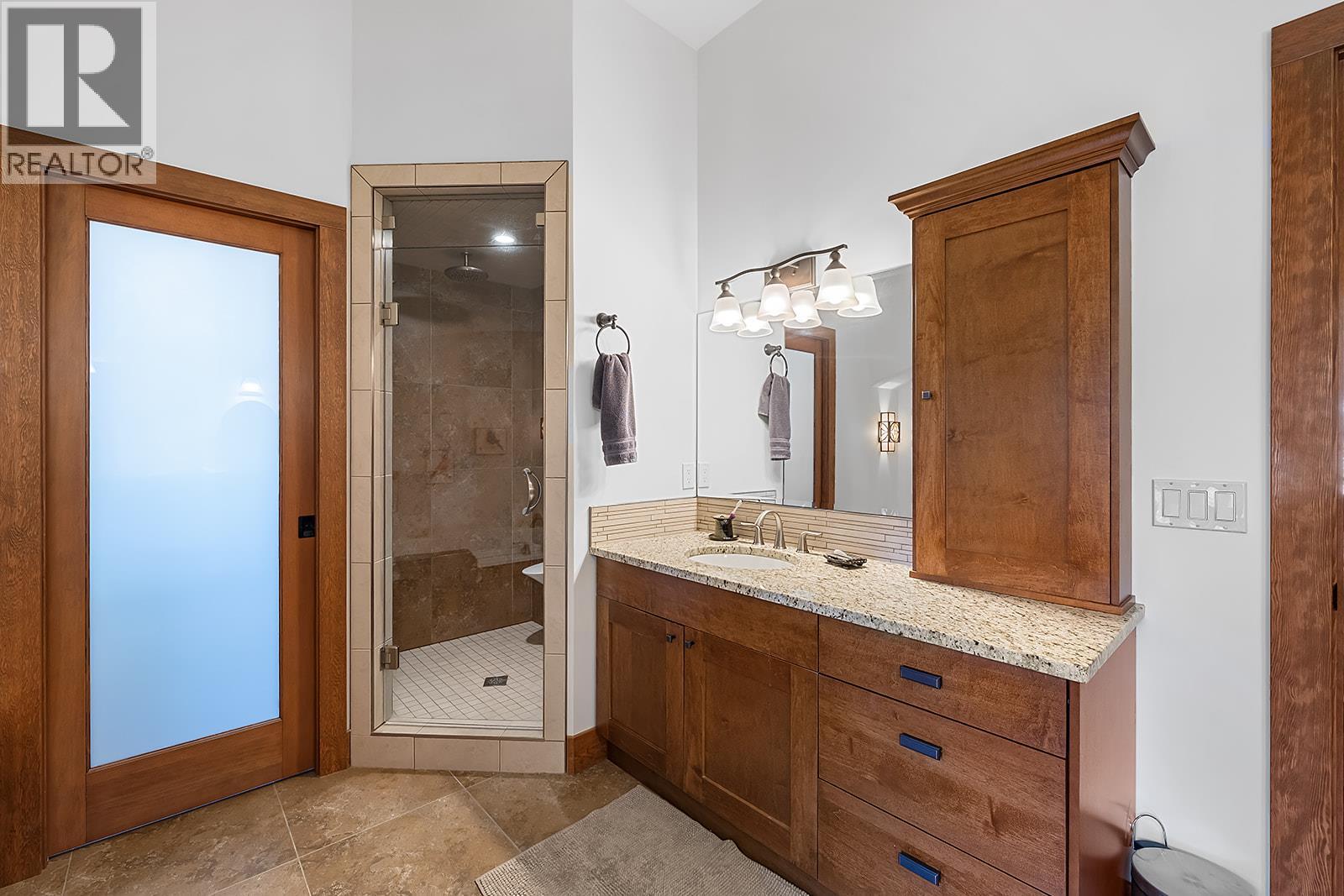 5962 Wolf Creek Road, Wasa, British Columbia  V0B 2K0 - Photo 23 - 10376423