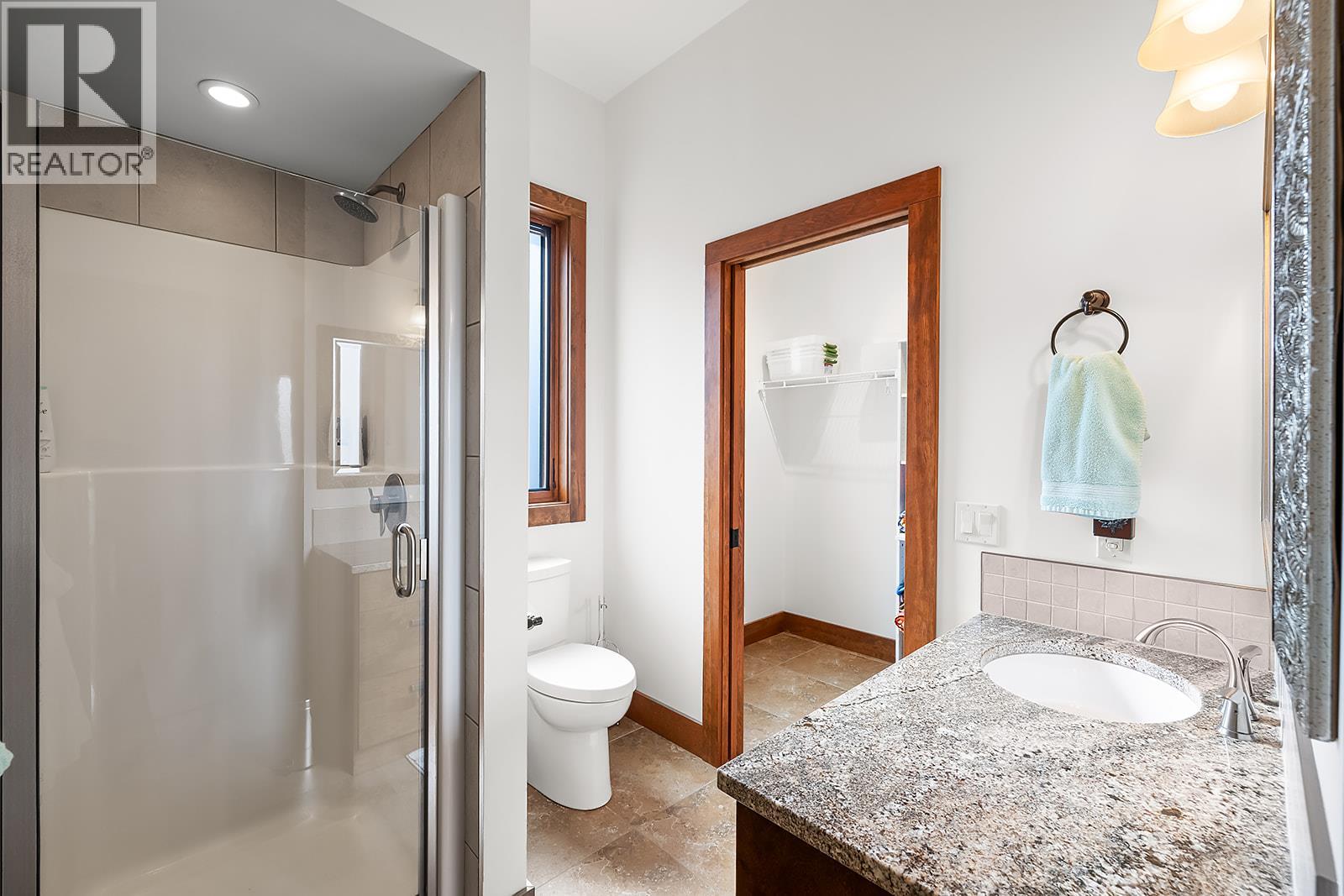 5962 Wolf Creek Road, Wasa, British Columbia  V0B 2K0 - Photo 28 - 10376423