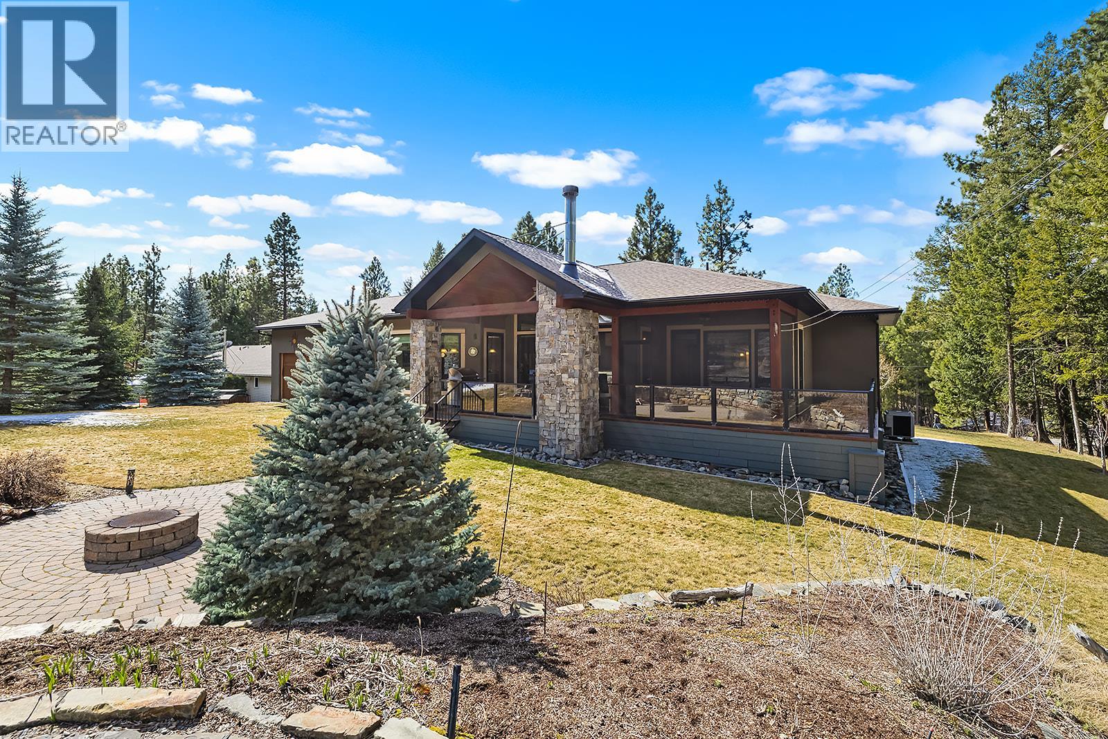 5962 Wolf Creek Road, Wasa, British Columbia  V0B 2K0 - Photo 2 - 10376423