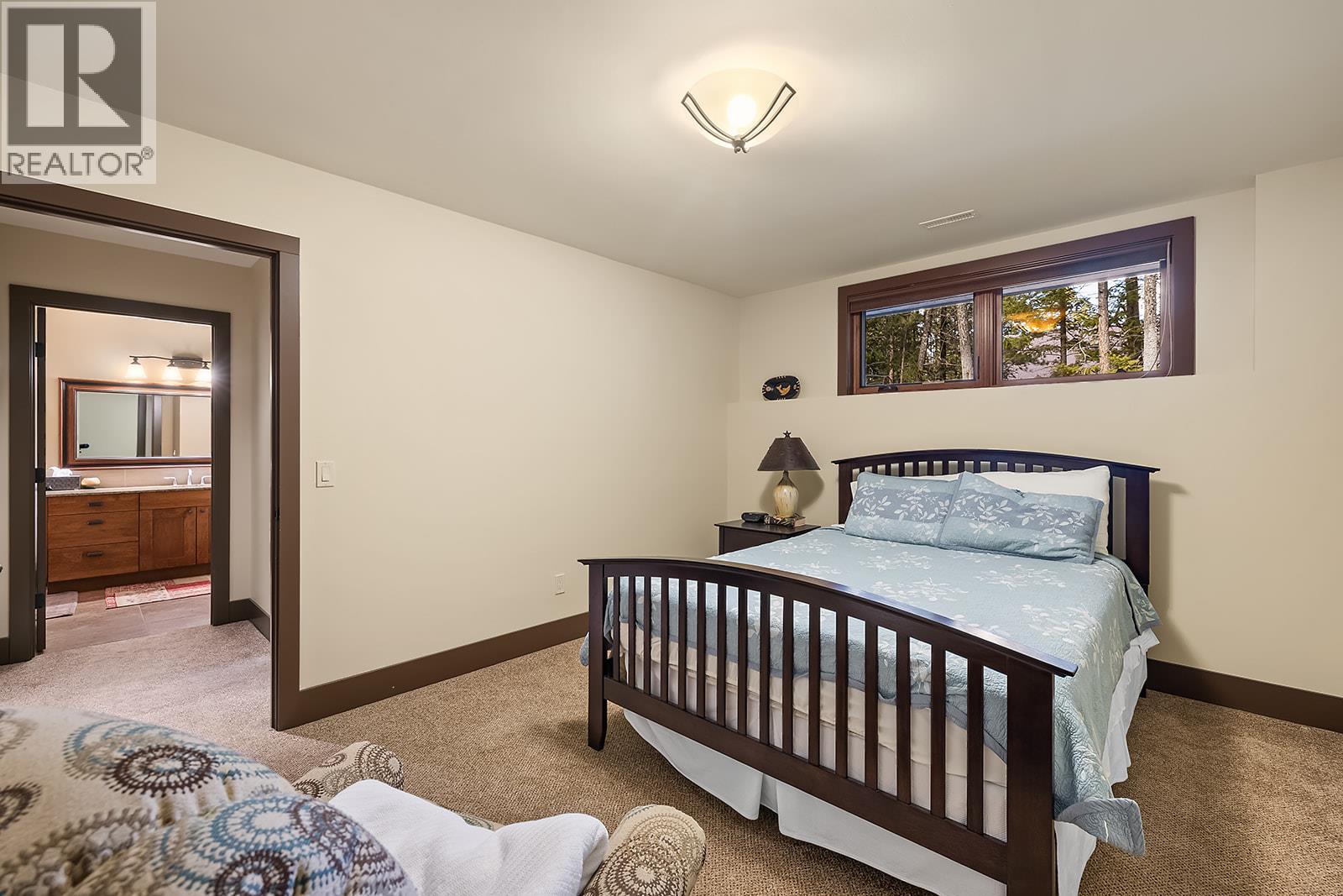 5962 Wolf Creek Road, Wasa, British Columbia  V0B 2K0 - Photo 33 - 10376423