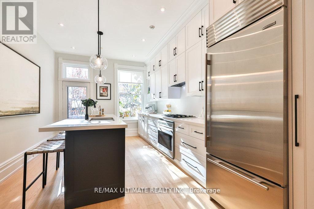 39 Macpherson Avenue, Toronto, Ontario  M5R 1W7 - Photo 13 - C12928422