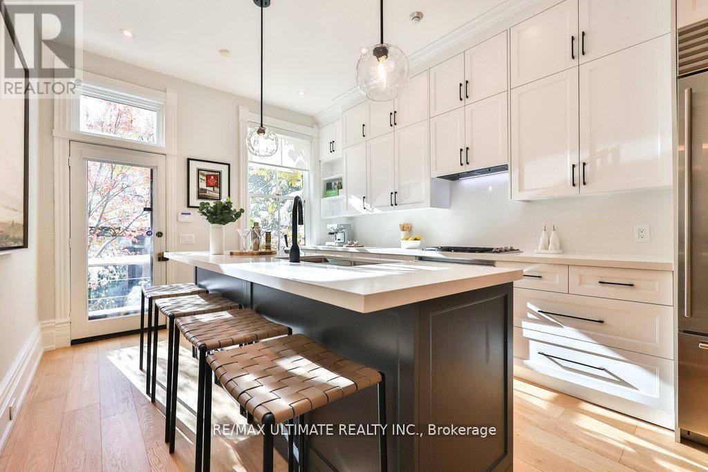 39 Macpherson Avenue, Toronto, Ontario  M5R 1W7 - Photo 16 - C12928422