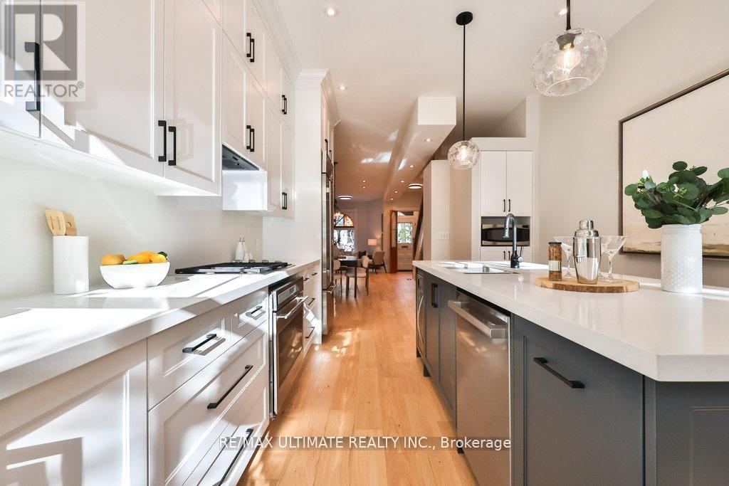 39 Macpherson Avenue, Toronto, Ontario  M5R 1W7 - Photo 18 - C12928422