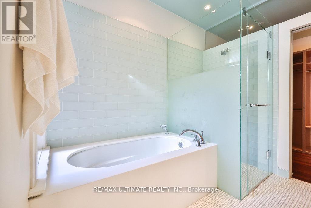 39 Macpherson Avenue, Toronto, Ontario  M5R 1W7 - Photo 23 - C12928422