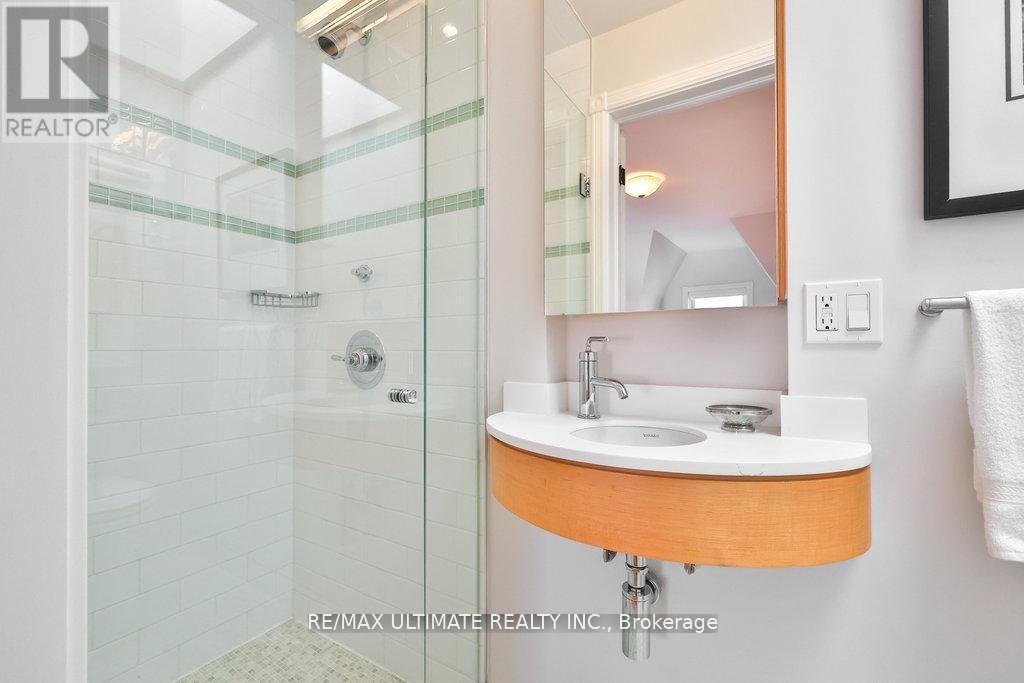 39 Macpherson Avenue, Toronto, Ontario  M5R 1W7 - Photo 34 - C12928422