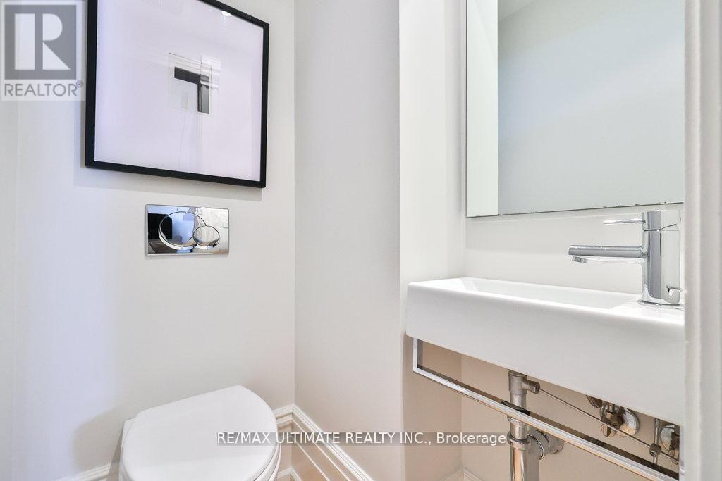 39 Macpherson Avenue, Toronto, Ontario  M5R 1W7 - Photo 39 - C12928422