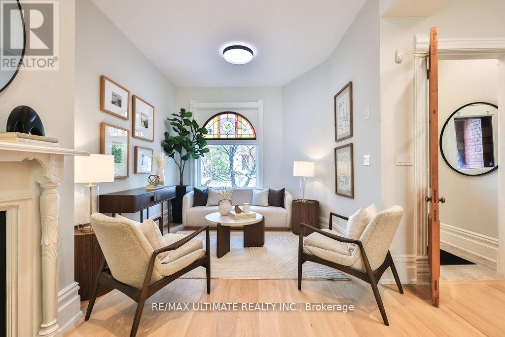 39 Macpherson Avenue, Toronto, Ontario  M5R 1W7 - Photo 8 - C12928422