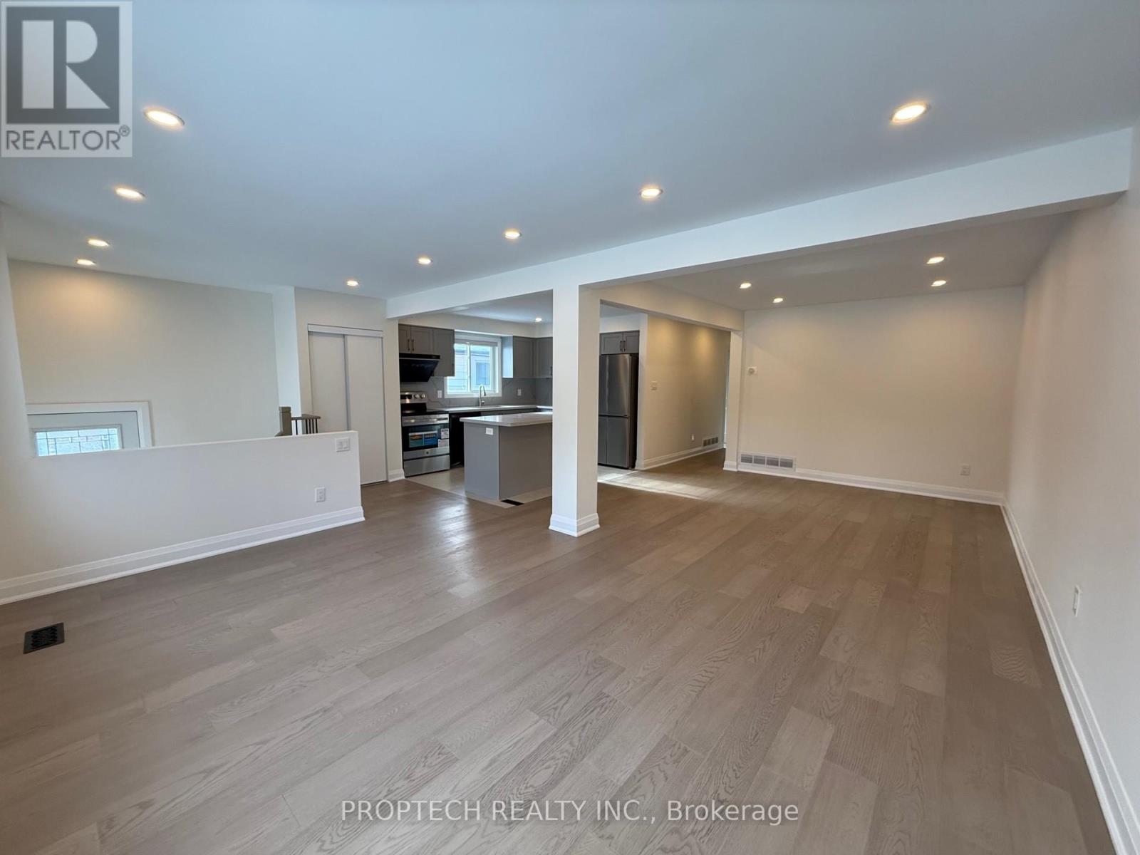 14 Lebos Road, Toronto, Ontario  M2H 2L9 - Photo 2 - C12928424