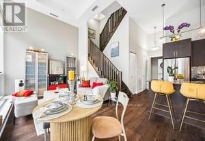 TH10 - 20 BRUYERES MEWS, Toronto, Ontario