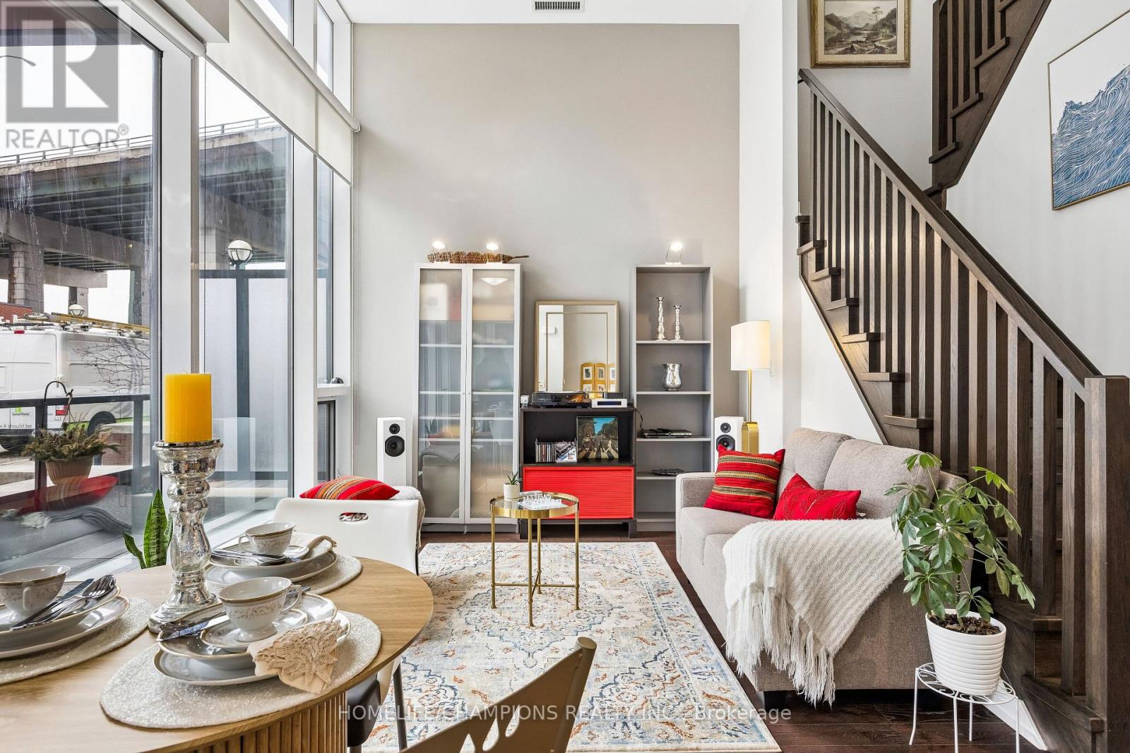 Lorem Ipsum Dolor Sit A, Toronto, Ontario  M5V  - Photo 3 - DEMO29524837