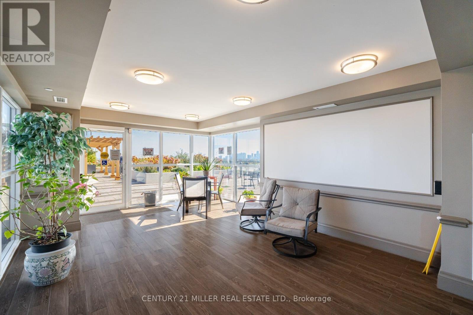 Ph08 - 35 Saranac Boulevard, Toronto (Englemount-Lawrence), Ontario  M6A 2G4 - Photo 27 - C12928566