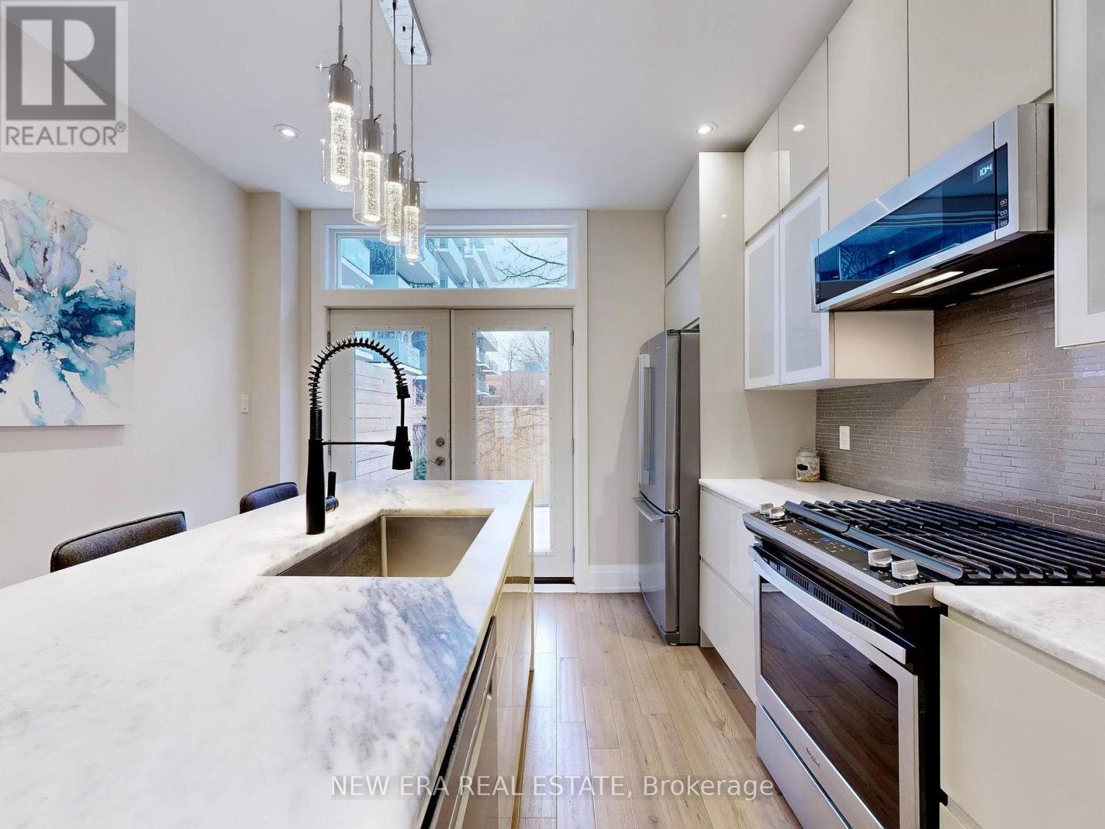 75 Laing Street, Toronto (Greenwood-Coxwell), Ontario  M4L 2N4 - Photo 14 - E12928382