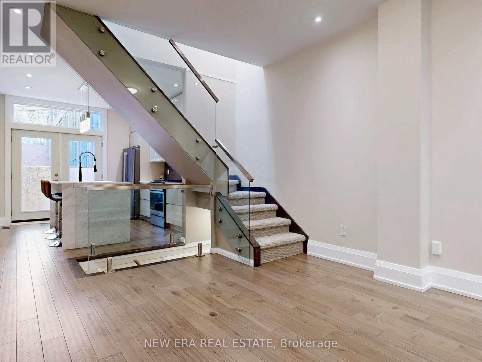 75 Laing Street, Toronto (Greenwood-Coxwell), Ontario  M4L 2N4 - Photo 18 - E12928382