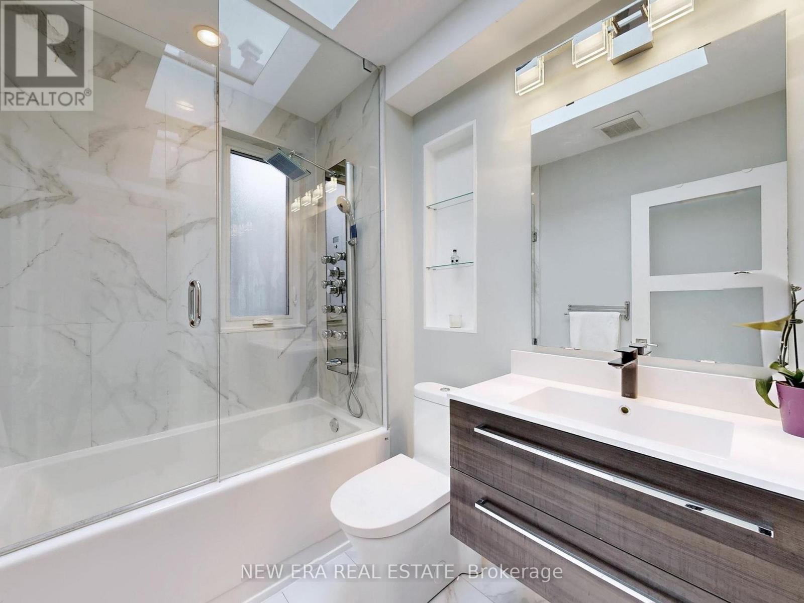 75 Laing Street, Toronto (Greenwood-Coxwell), Ontario  M4L 2N4 - Photo 27 - E12928382