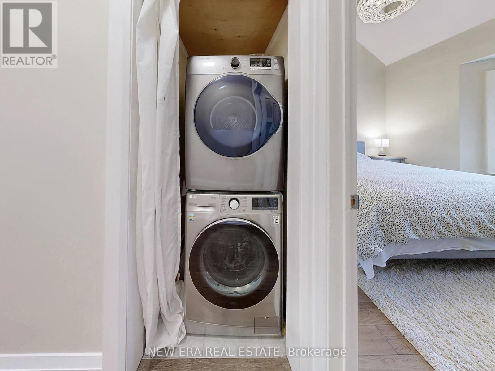 75 Laing Street, Toronto (Greenwood-Coxwell), Ontario  M4L 2N4 - Photo 28 - E12928382