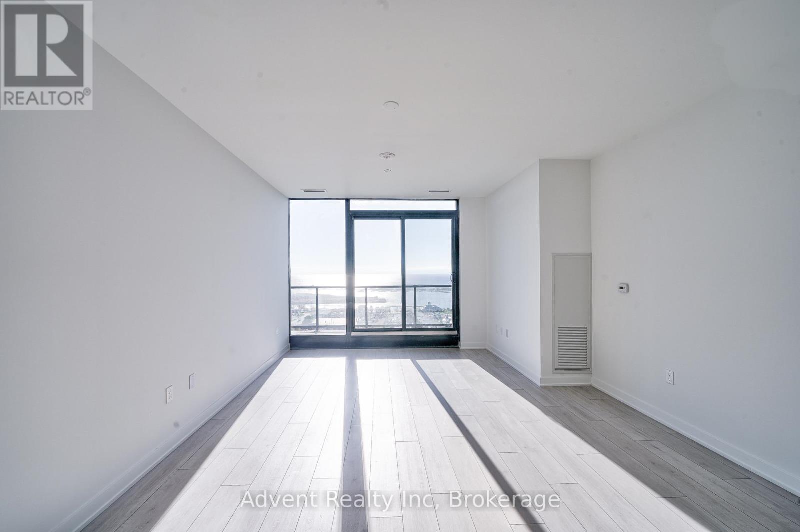 Ph1803 - 1606 Charles Street, Whitby, Ontario  L1N 0P1 - Photo 13 - E12928544