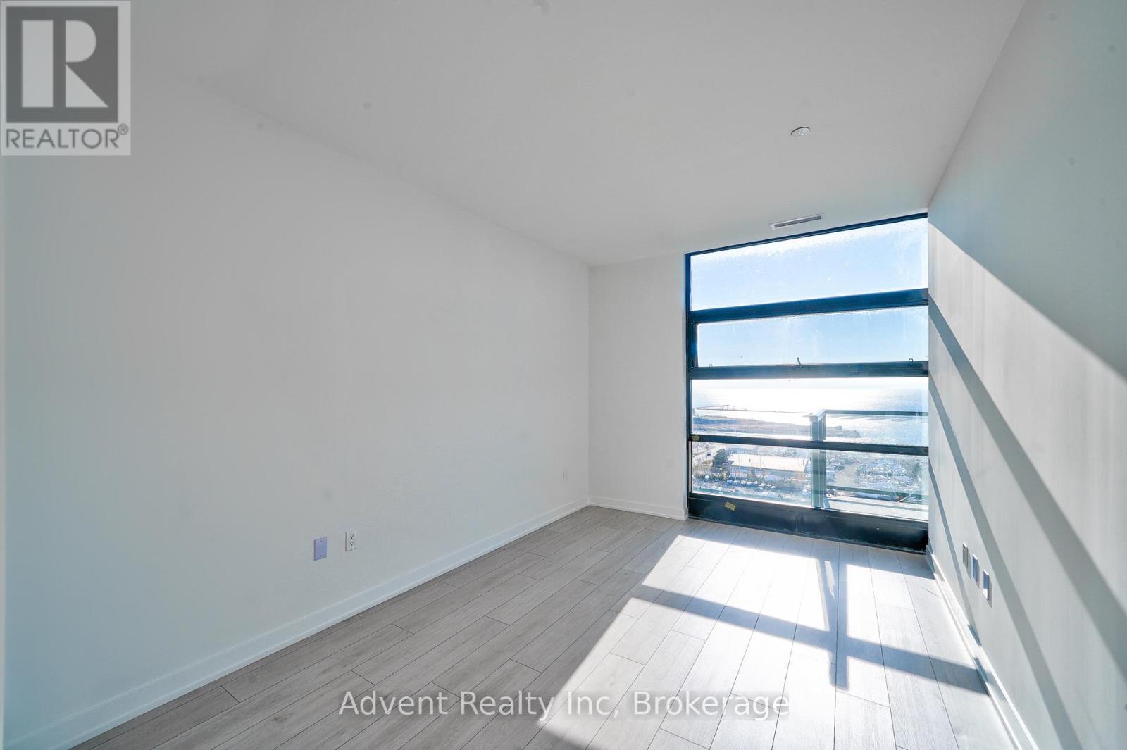 Ph1803 - 1606 Charles Street, Whitby, Ontario  L1N 0P1 - Photo 16 - E12928544