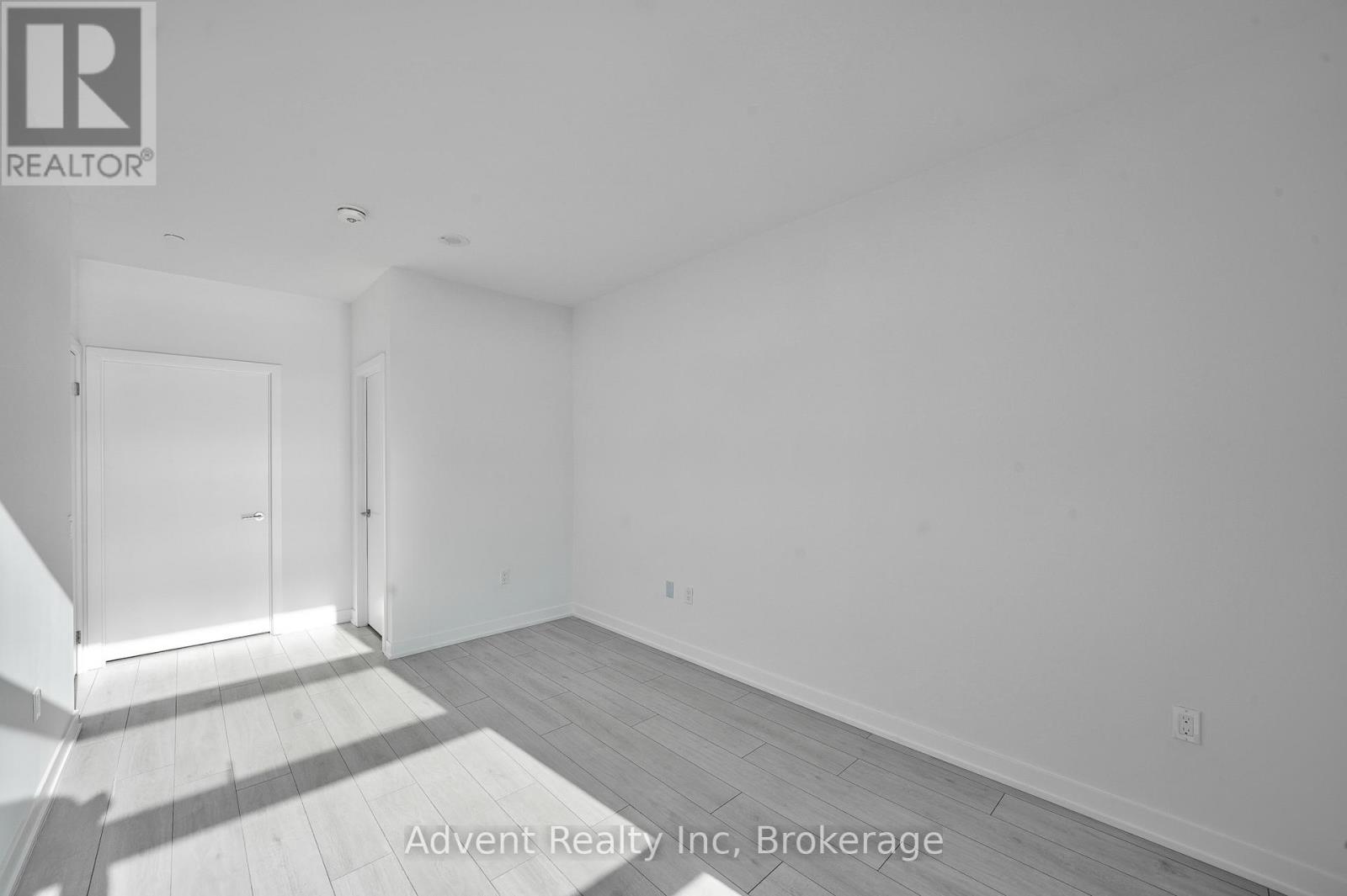 Ph1803 - 1606 Charles Street, Whitby, Ontario  L1N 0P1 - Photo 18 - E12928544