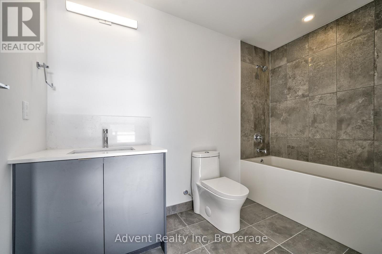 Ph1803 - 1606 Charles Street, Whitby, Ontario  L1N 0P1 - Photo 20 - E12928544