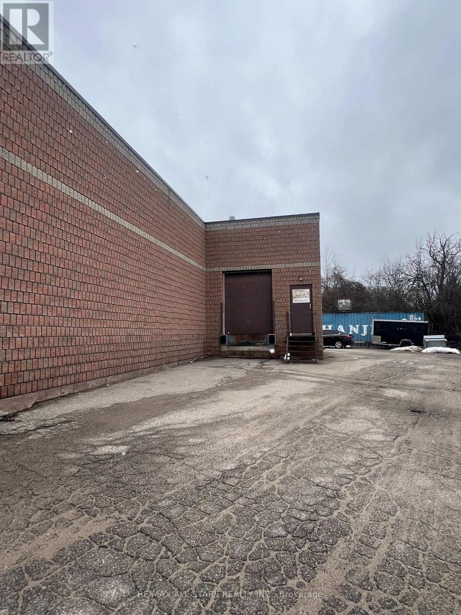 6 - 14 Gormley Industrial Avenue, Whitchurch-Stouffville, Ontario  L0H 1G0 - Photo 2 - N12928258