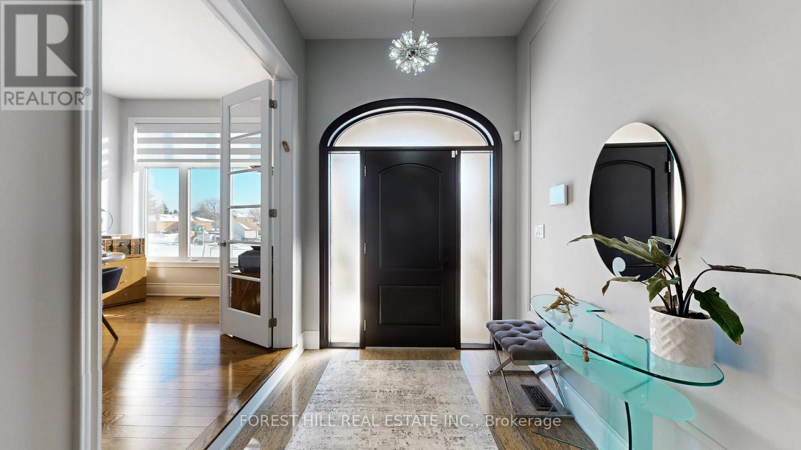 144 Battaglini Avenue, Richmond Hill, Ontario  L4C 0L1 - Photo 6 - N12928306