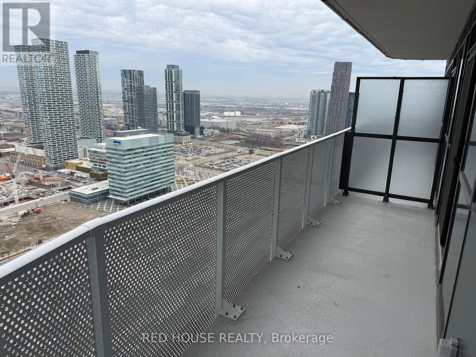 4503 - 28 Interchange Way, Vaughan, Ontario  L4K 0P8 - Photo 15 - N12928348