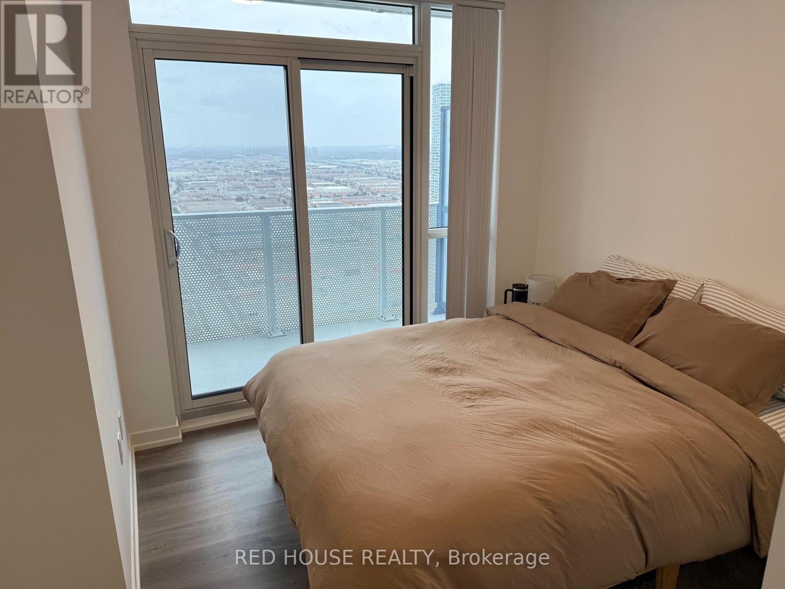 4503 - 28 Interchange Way, Vaughan, Ontario  L4K 0P8 - Photo 8 - N12928348