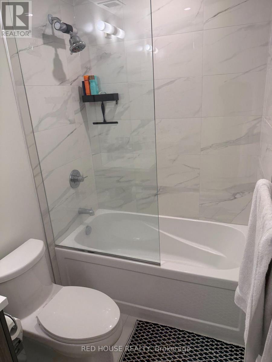 4503 - 28 Interchange Way, Vaughan, Ontario  L4K 0P8 - Photo 9 - N12928348