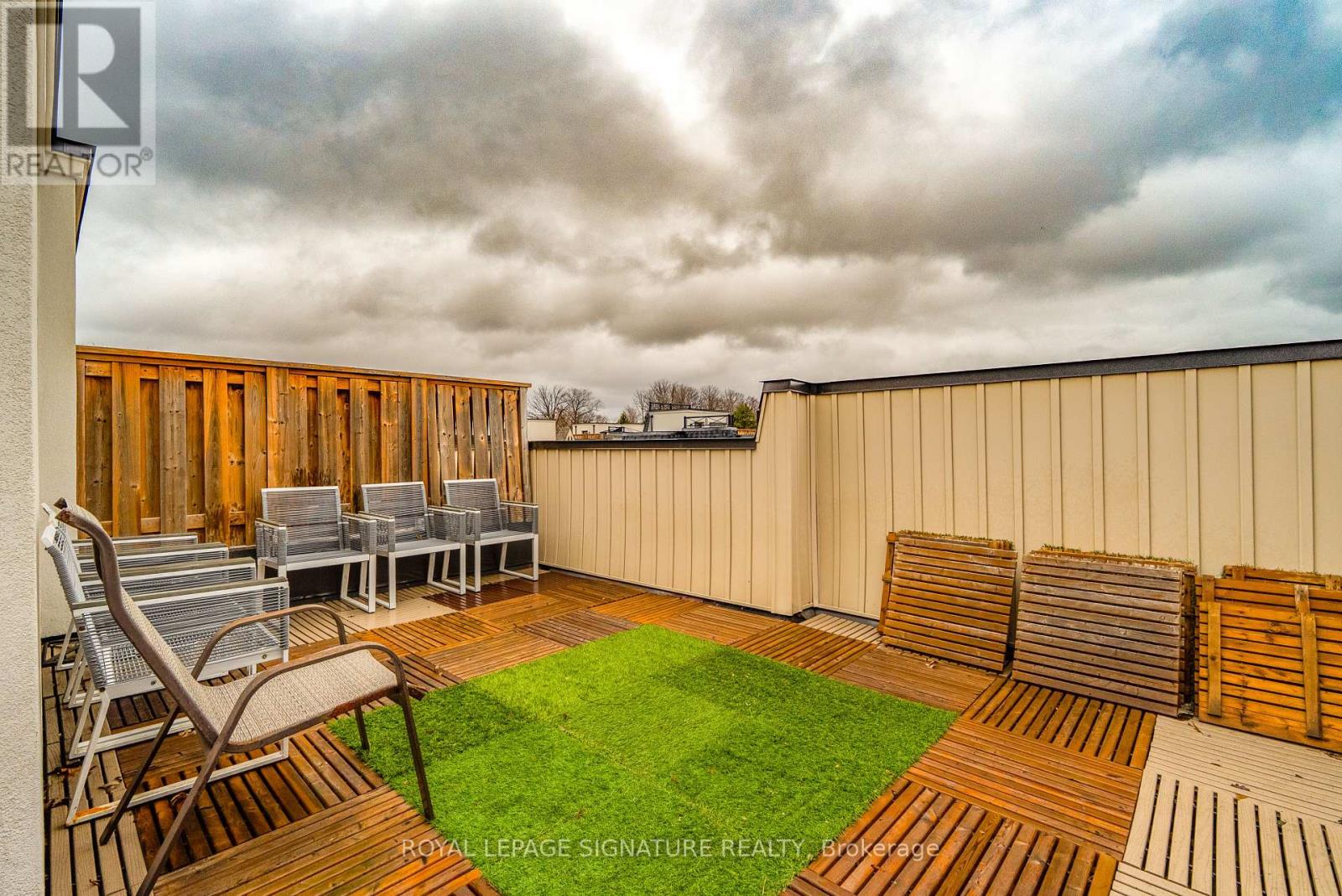 14 Queen Mary Court, Vaughan, Ontario L4L 0H9 - Photo 40 - N12928396