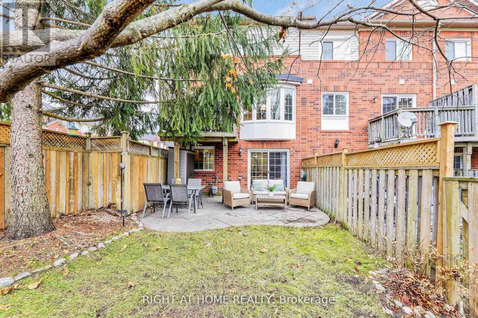 40 - 130 Mosaics Avenue, Aurora, Ontario  L4G 7L5 - Photo 27 - N12928398