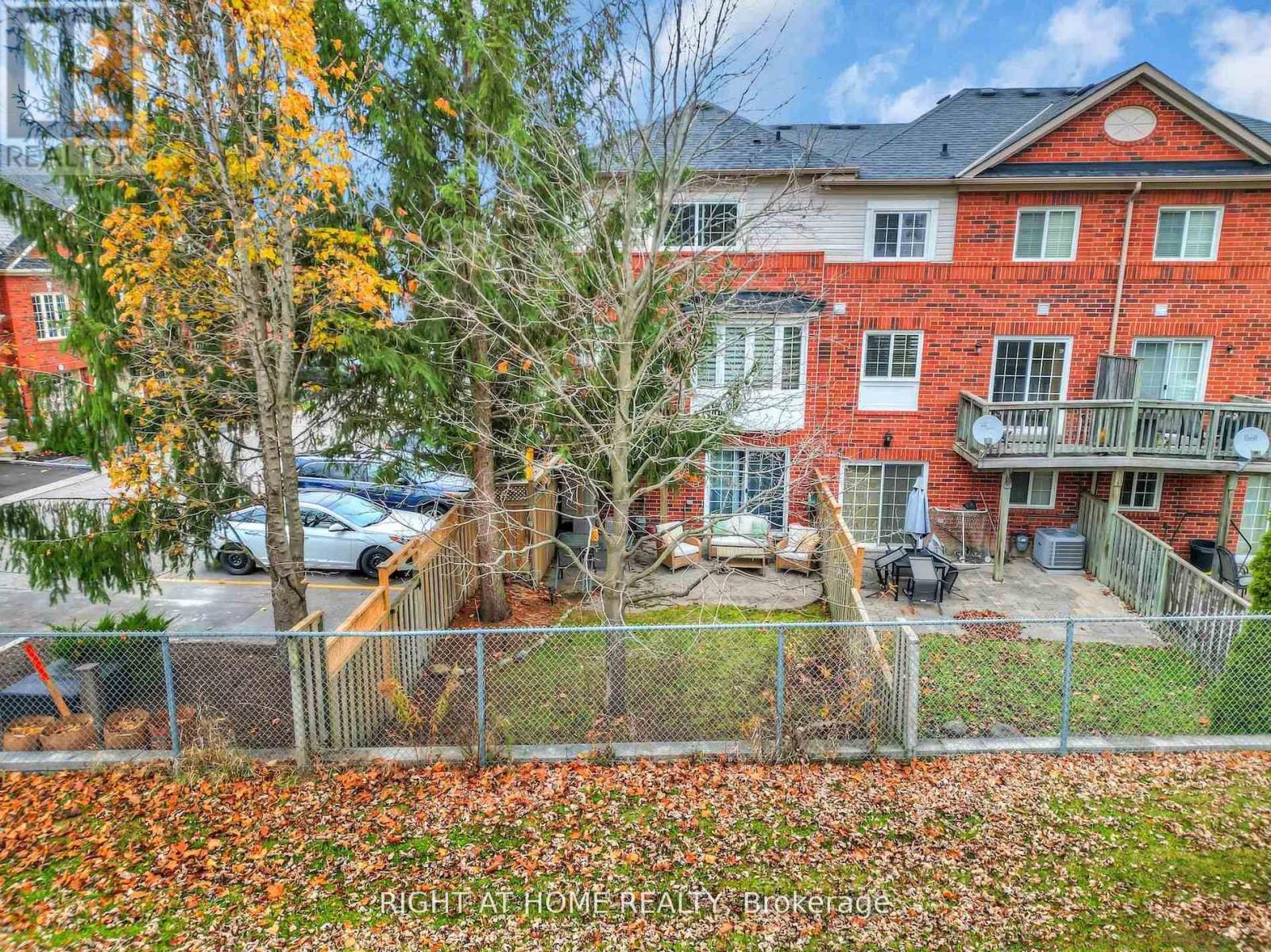 40 - 130 Mosaics Avenue, Aurora, Ontario  L4G 7L5 - Photo 29 - N12928398