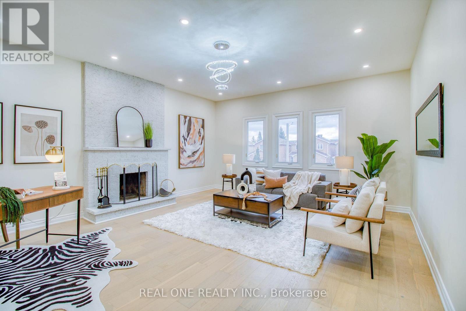 32 Charlton Avenue, Vaughan, Ontario  L4J 6W3 - Photo 25 - N12928536