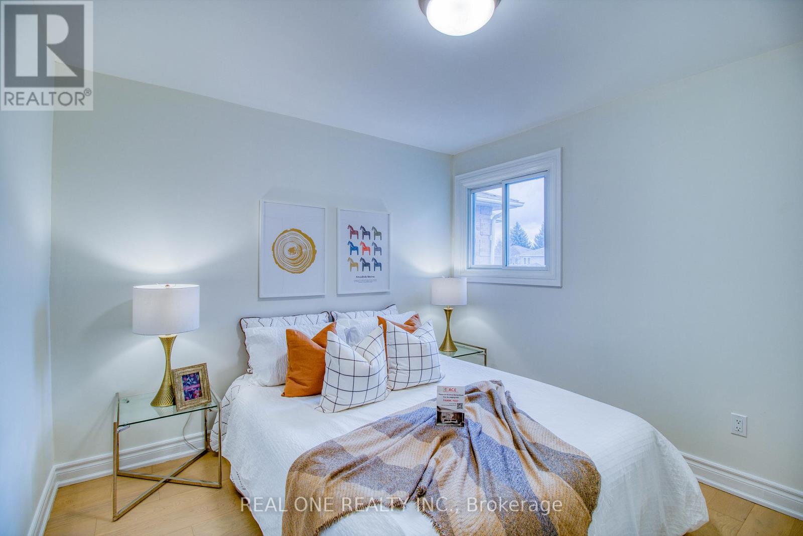 32 Charlton Avenue, Vaughan, Ontario  L4J 6W3 - Photo 31 - N12928536