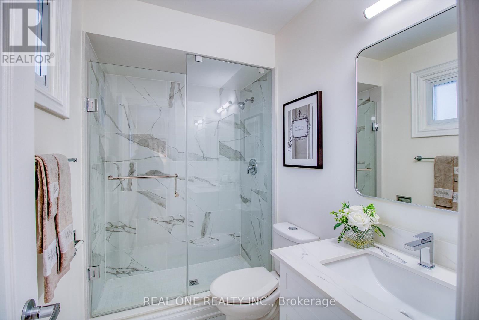 32 Charlton Avenue, Vaughan, Ontario  L4J 6W3 - Photo 37 - N12928536