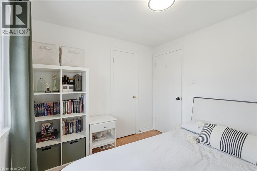 227 Walden Drive, Burlington, Ontario  L7N 2A7 - Photo 12 - 40813858