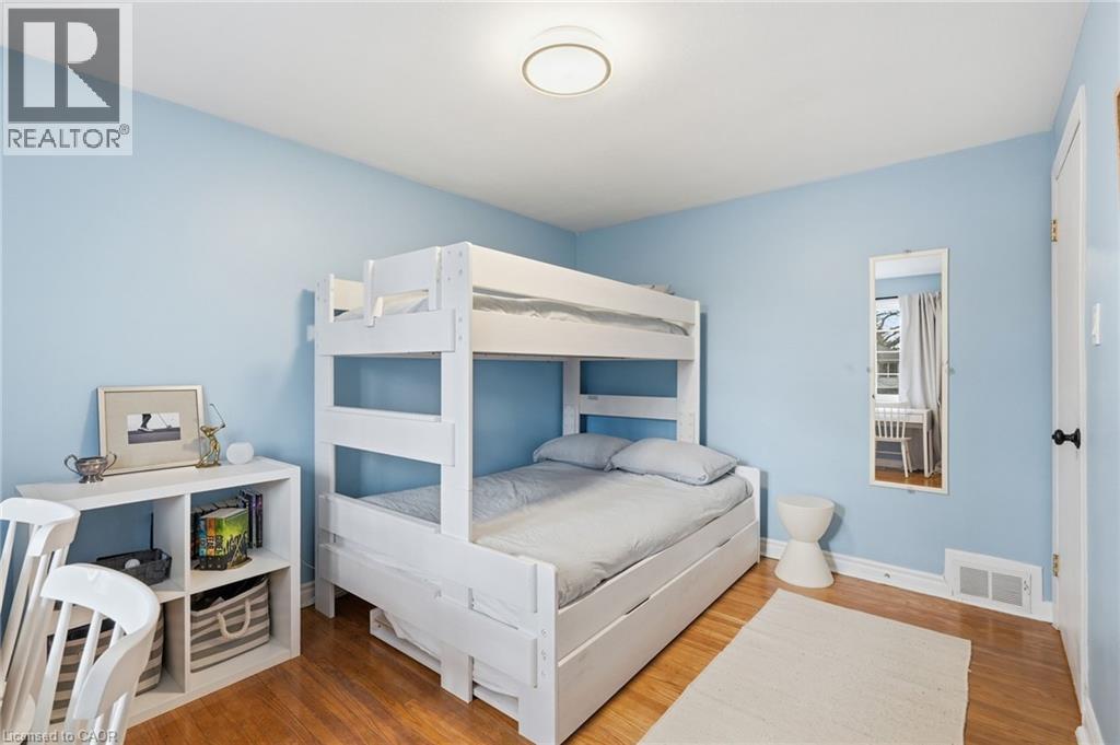 227 Walden Drive, Burlington, Ontario  L7N 2A7 - Photo 15 - 40813858