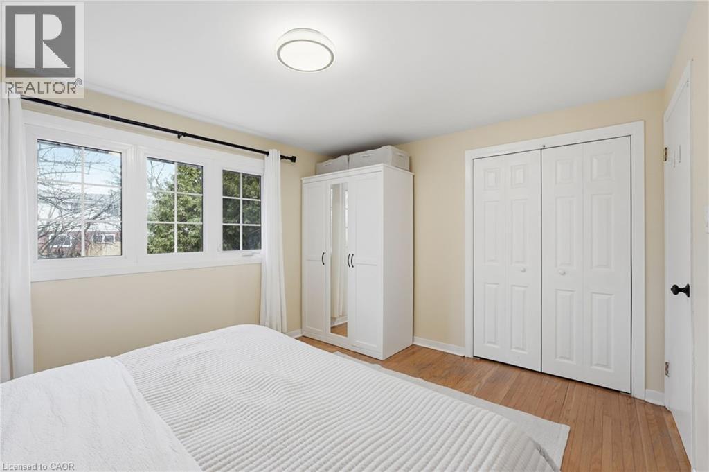 227 Walden Drive, Burlington, Ontario  L7N 2A7 - Photo 9 - 40813858