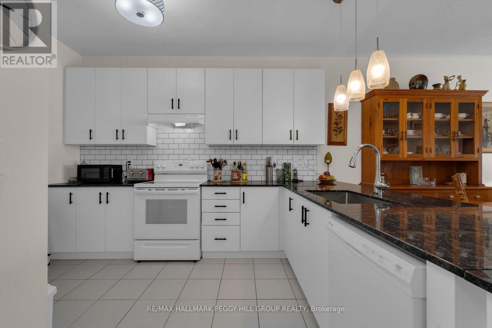 3318 Summerhill Way, Severn, Ontario  L3V 0E1 - Photo 5 - S12928532