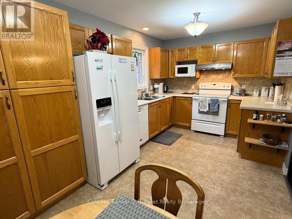 224 Baldwin Street, Tillsonburg, Ontario  N4G 5W3 - Photo 8 - X12807804