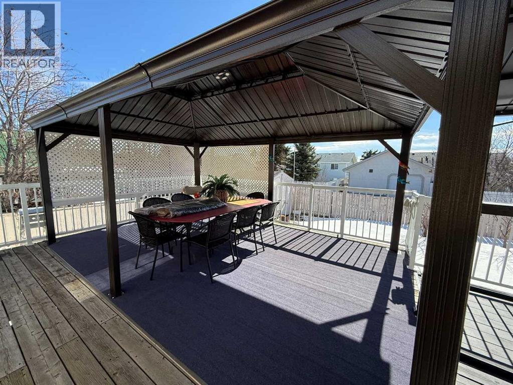 5905 61 Ave, Ponoka, Alberta  T4J 1T8 - Photo 26 - A2293879