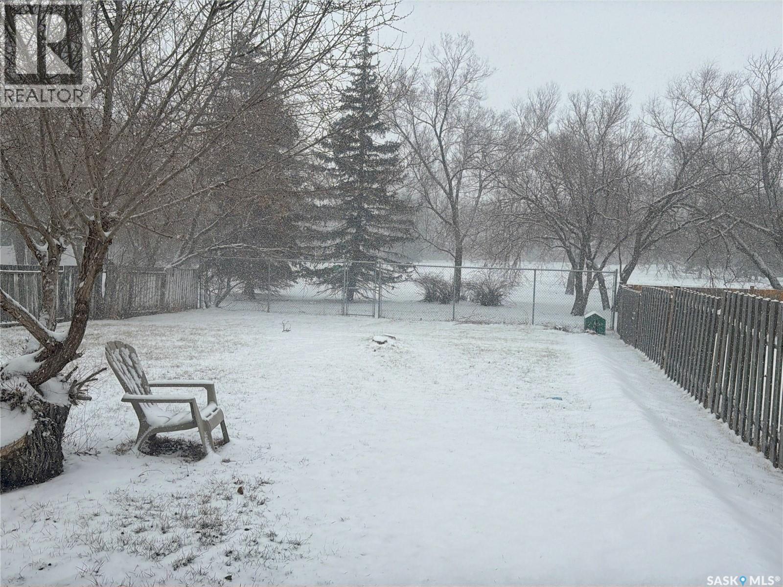 819 Broad Street N, Regina, Saskatchewan  S4R 6C7 - Photo 3 - SK031420