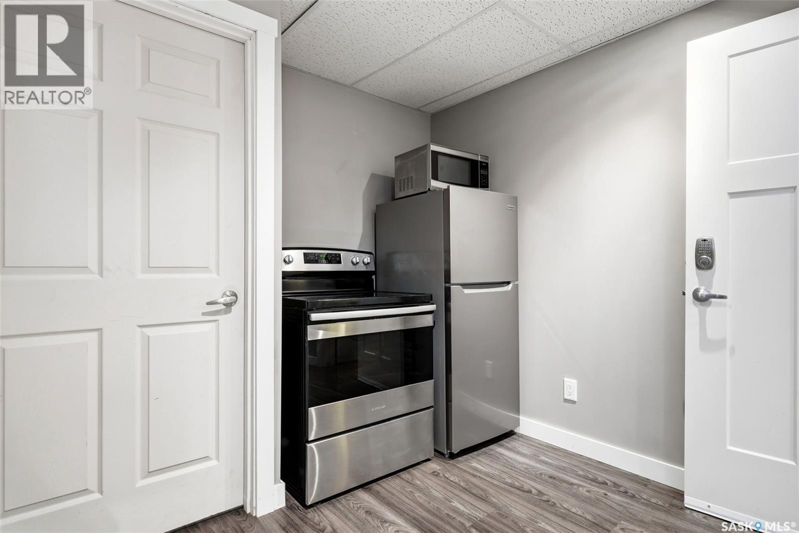 Ave 5610 Campling Avenue, Regina, Saskatchewan  S4W 0P7 - Photo 30 - SK031405