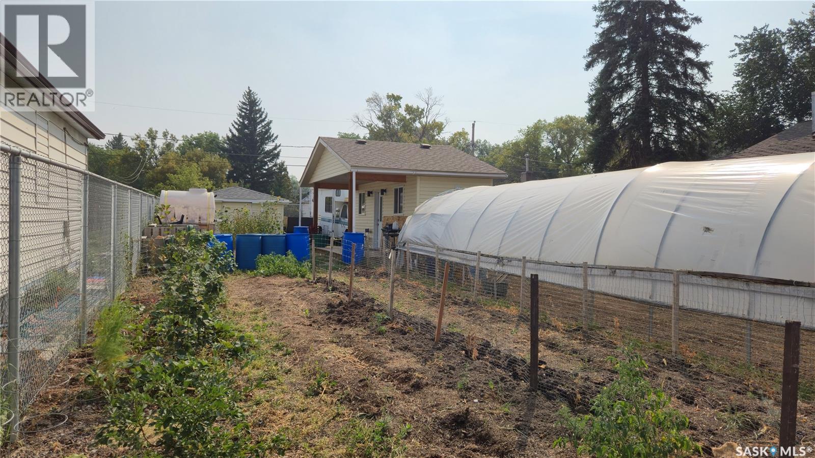 1005 Lillooet Street W, Moose Jaw, Saskatchewan  S6H 4Z9 - Photo 5 - SK031399