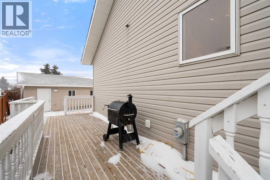 6801 39 Avenueclose W, Camrose, Alberta  T4V 5A8 - Photo 5 - A2295504