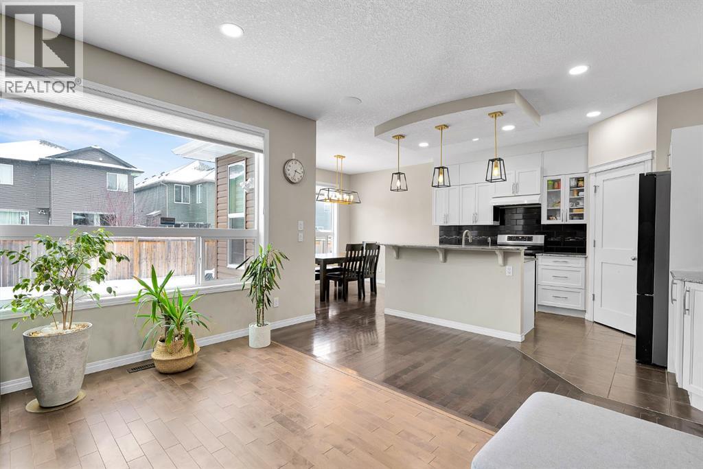 177 Cougar Ridge Close Sw, Calgary, Alberta  T3H 0V4 - Photo 8 - A2292847