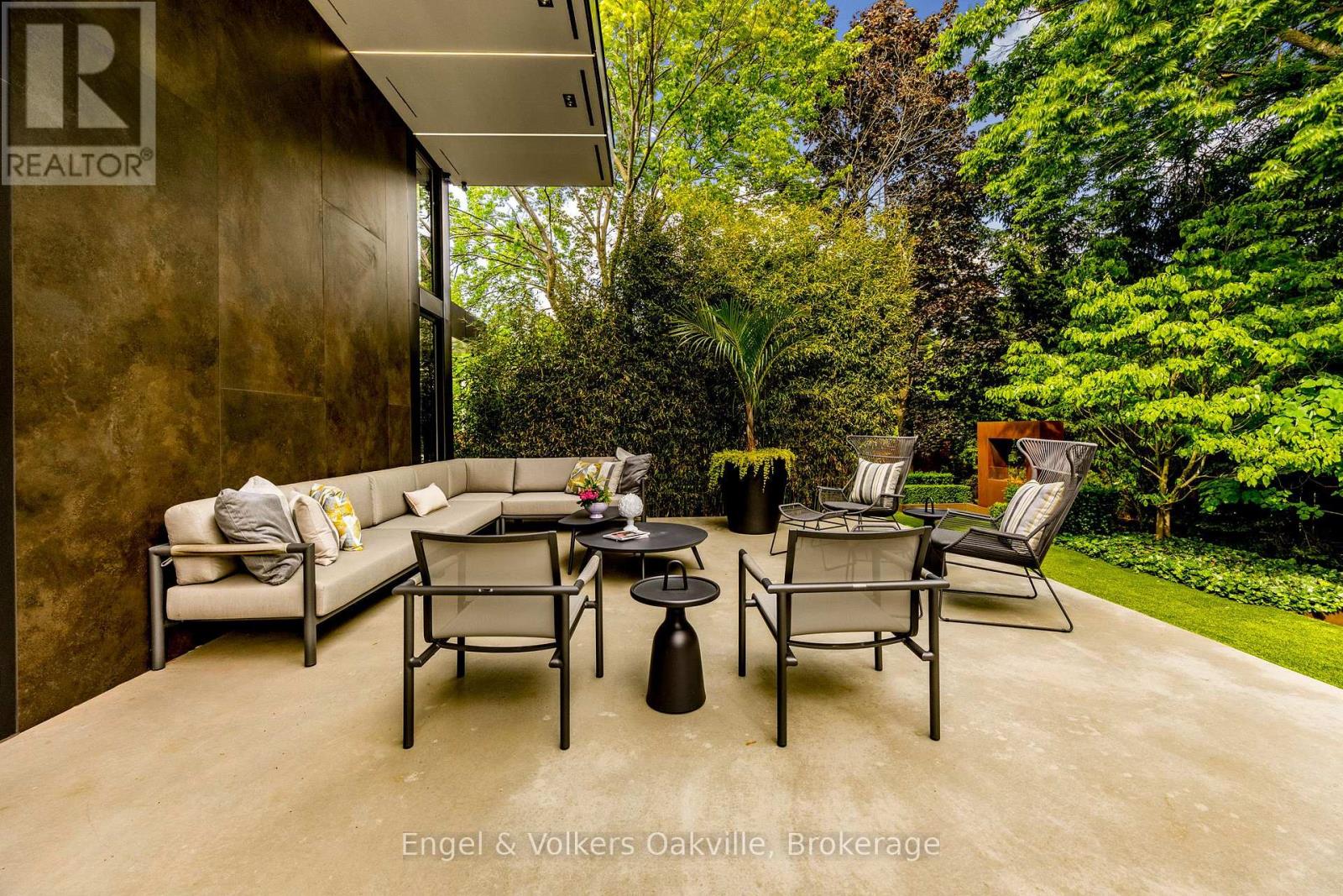 1516 Duncan Road, Oakville, Ontario  L6J 2R3 - Photo 38 - W12891234