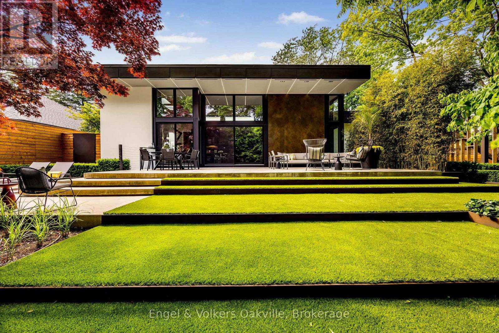 1516 Duncan Road, Oakville, Ontario  L6J 2R3 - Photo 41 - W12891234