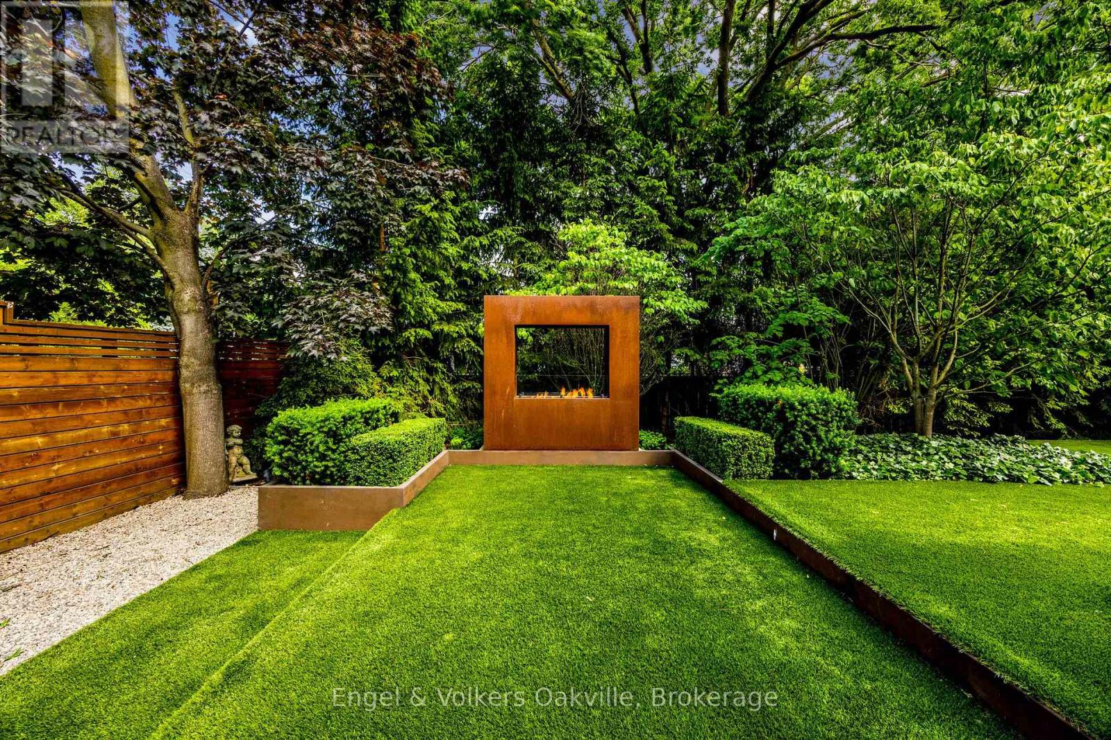 1516 Duncan Road, Oakville, Ontario  L6J 2R3 - Photo 45 - W12891234