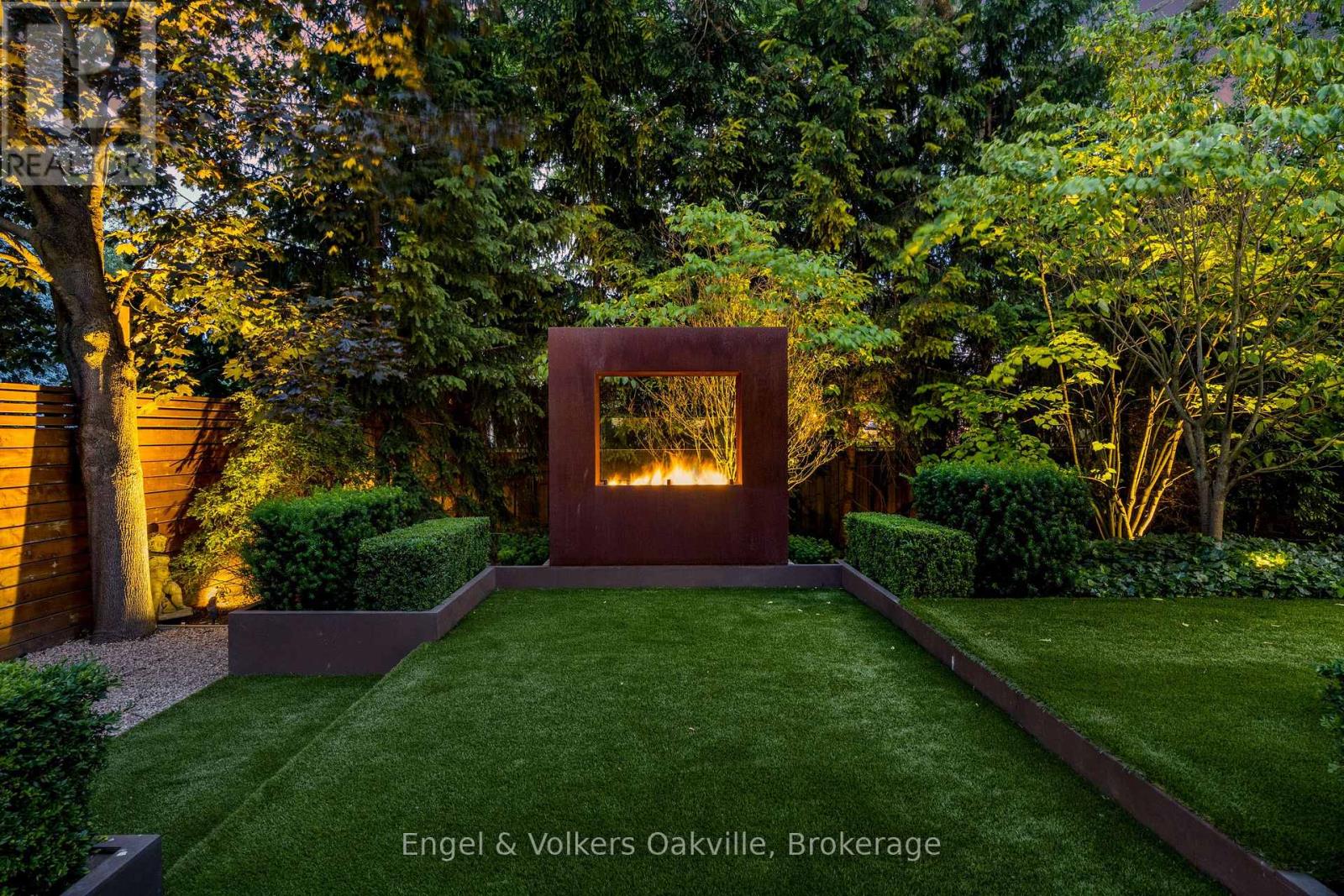 1516 Duncan Road, Oakville, Ontario  L6J 2R3 - Photo 46 - W12891234